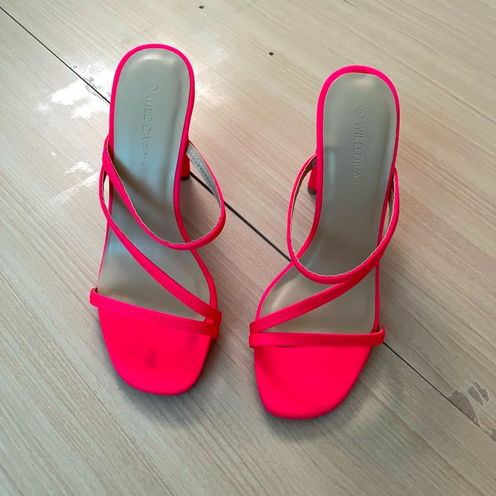 Brand New Women Heels